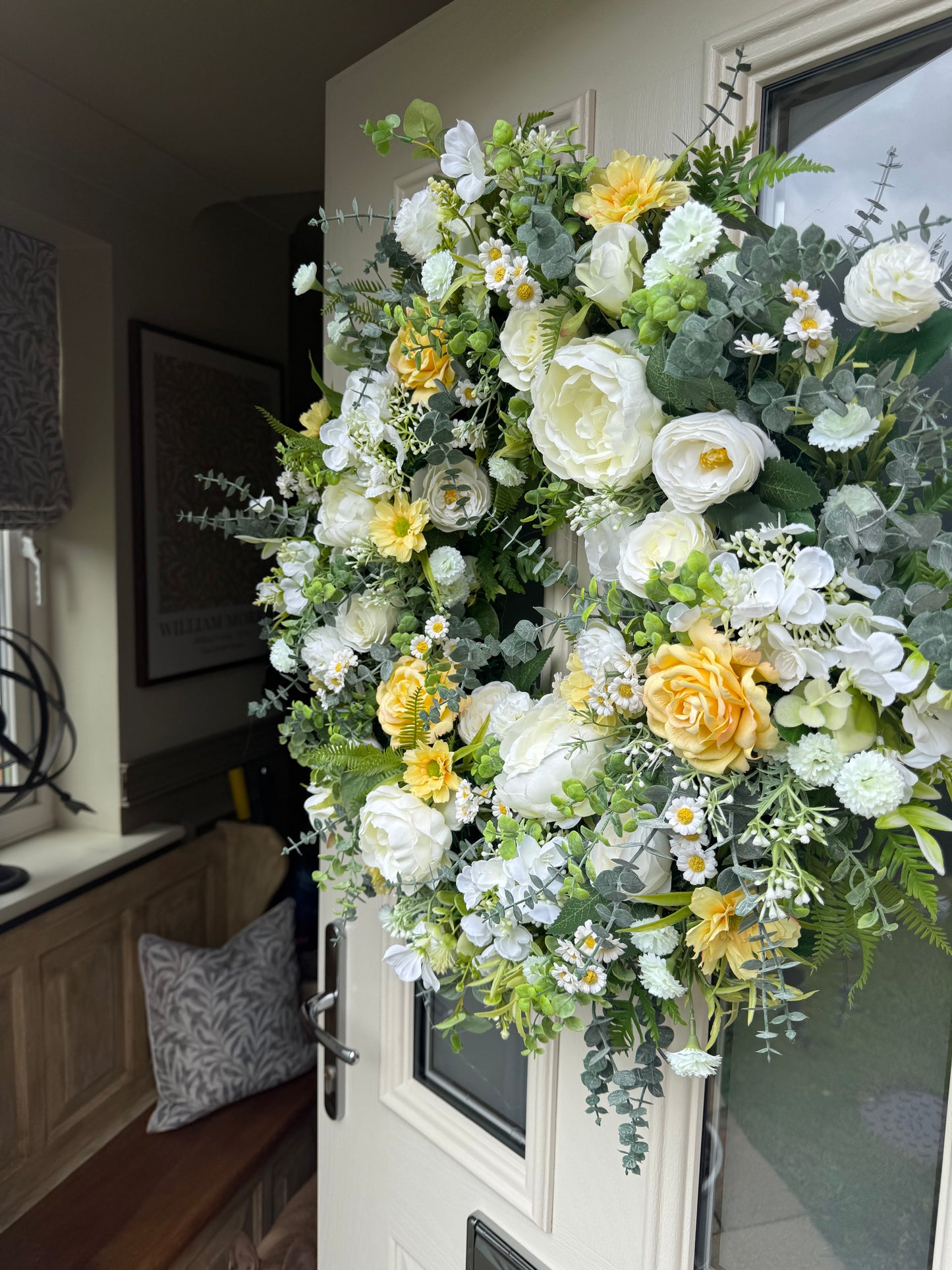 Lemon rose and daisy wreath (ready to send)