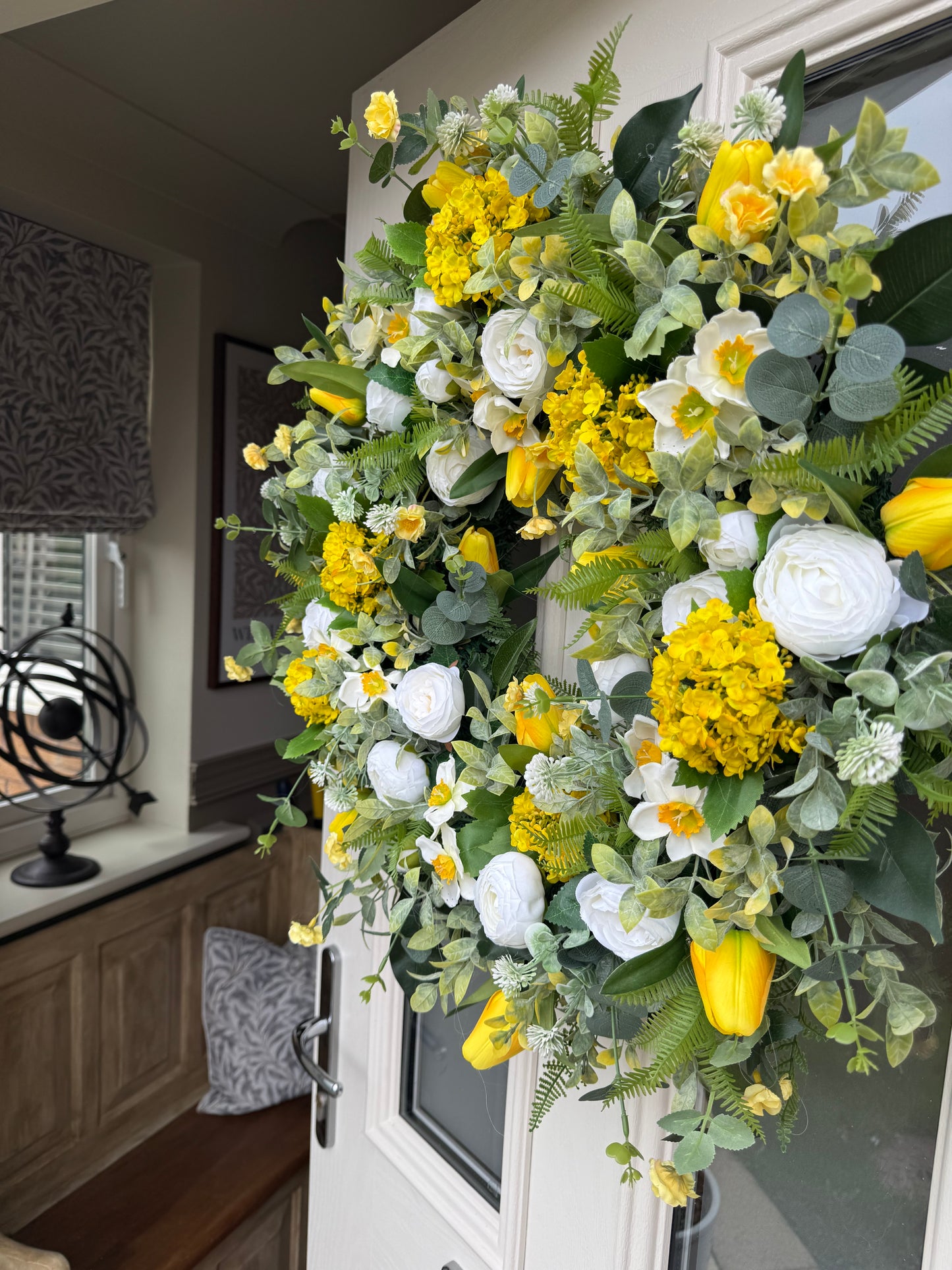 Hello spring wreath (ready to send)