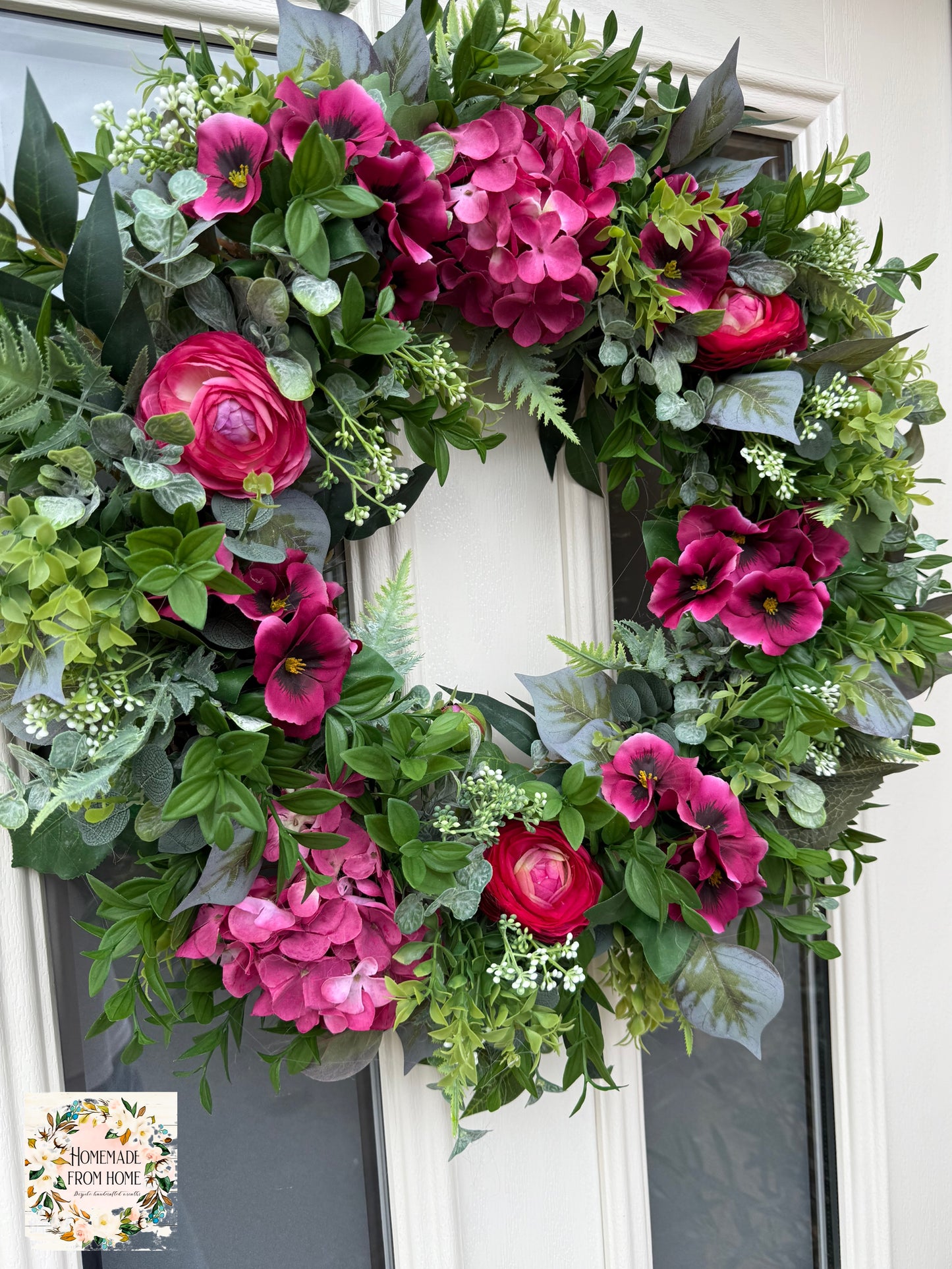 Hydrangea & pansy wreath