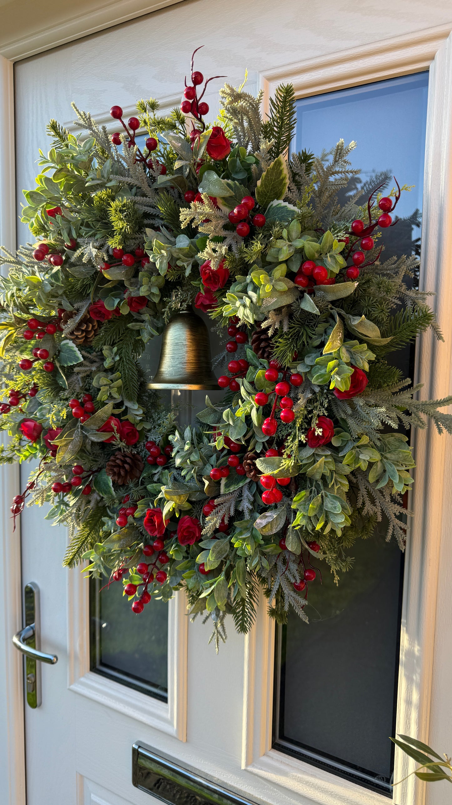 Red berry bell wreath (new and improved)