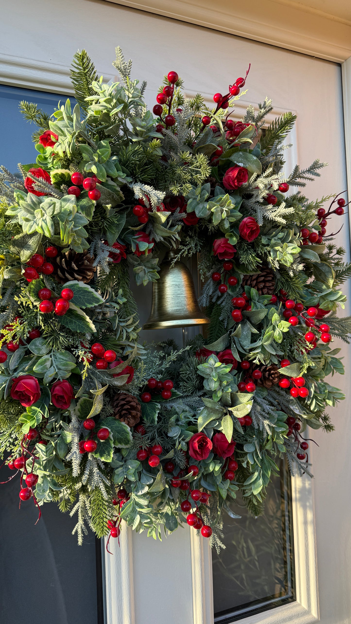 Red berry bell wreath (new and improved)