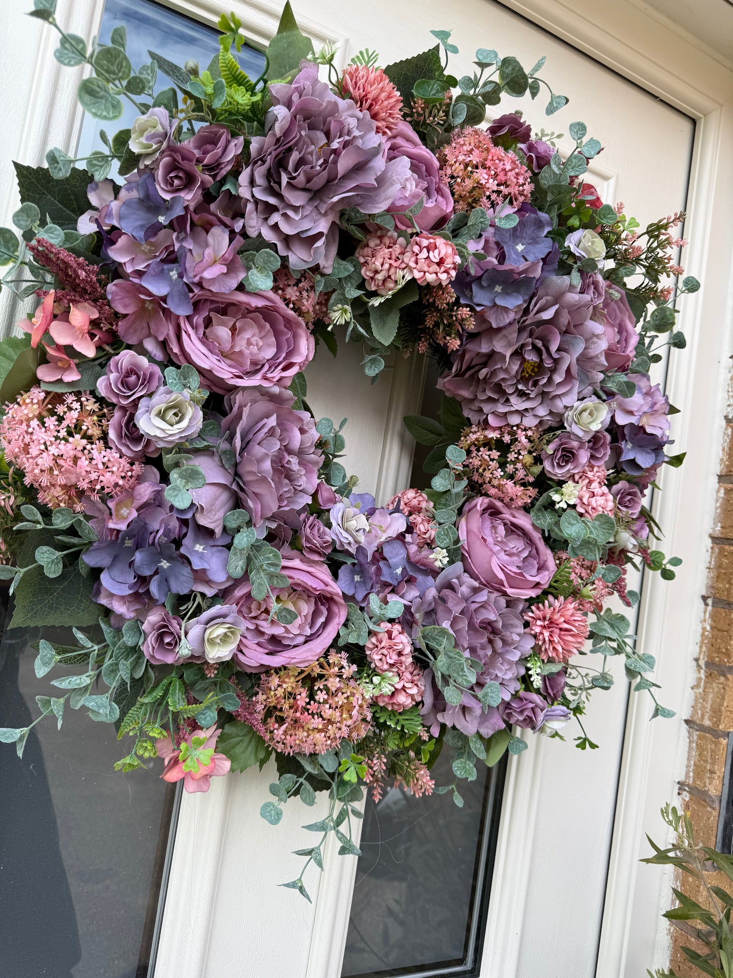 Mauve and blush hydrangea wreath