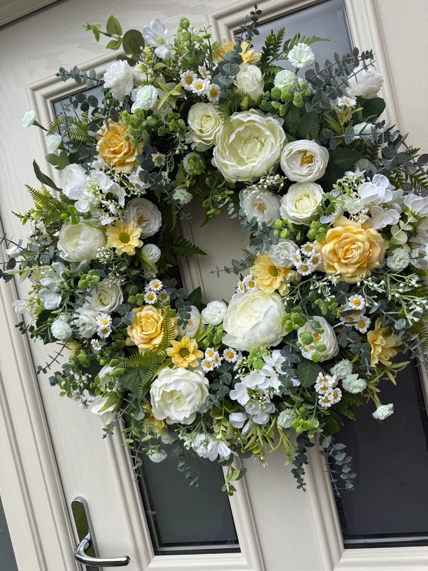 Lemon rose and daisy wreath (ready to send)