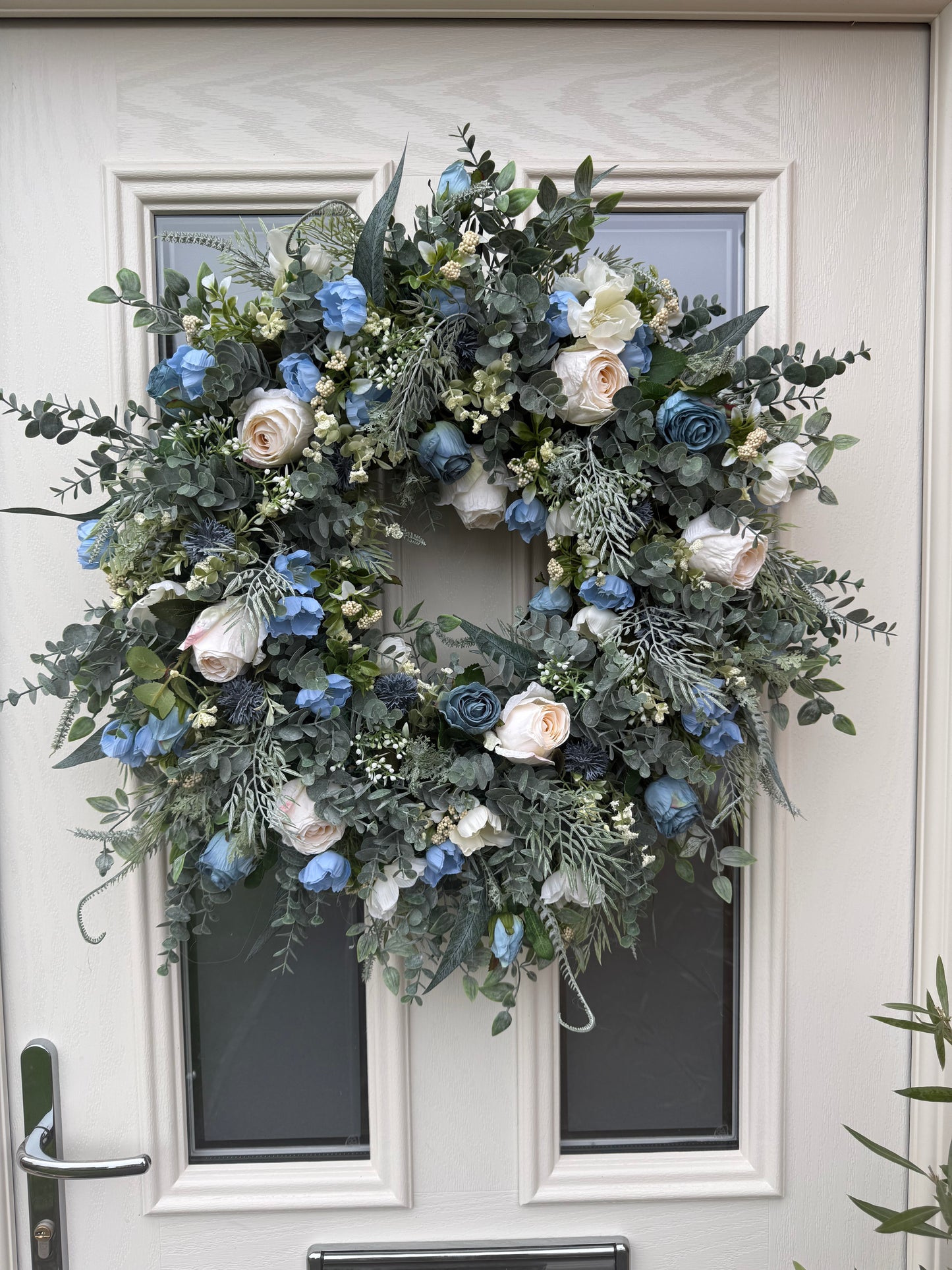 Cottage blue wreath (ready to send)