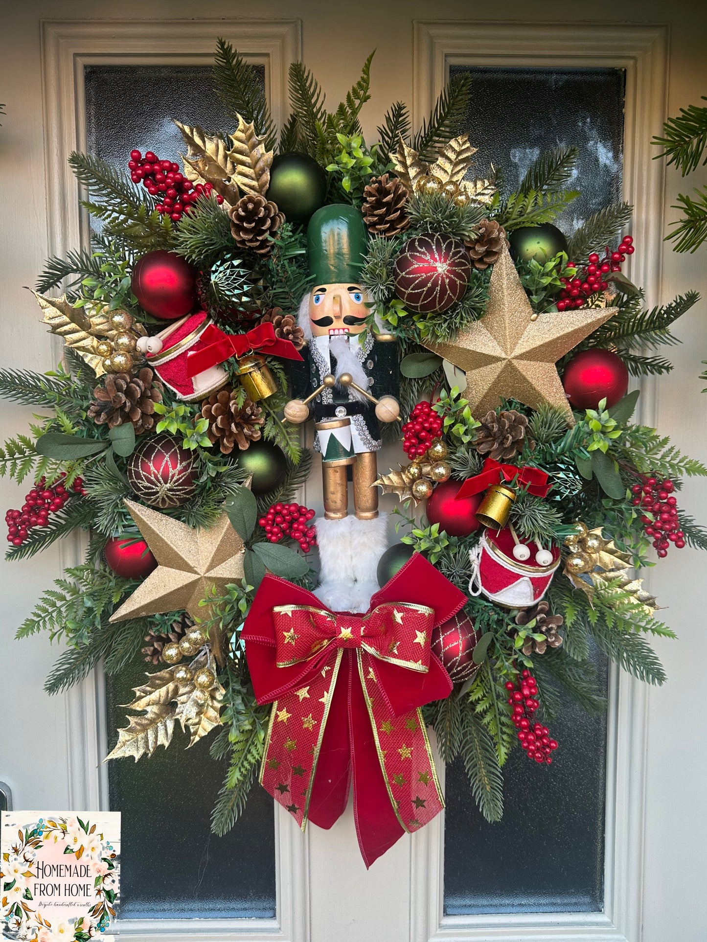 Traditional nutcracker wreath