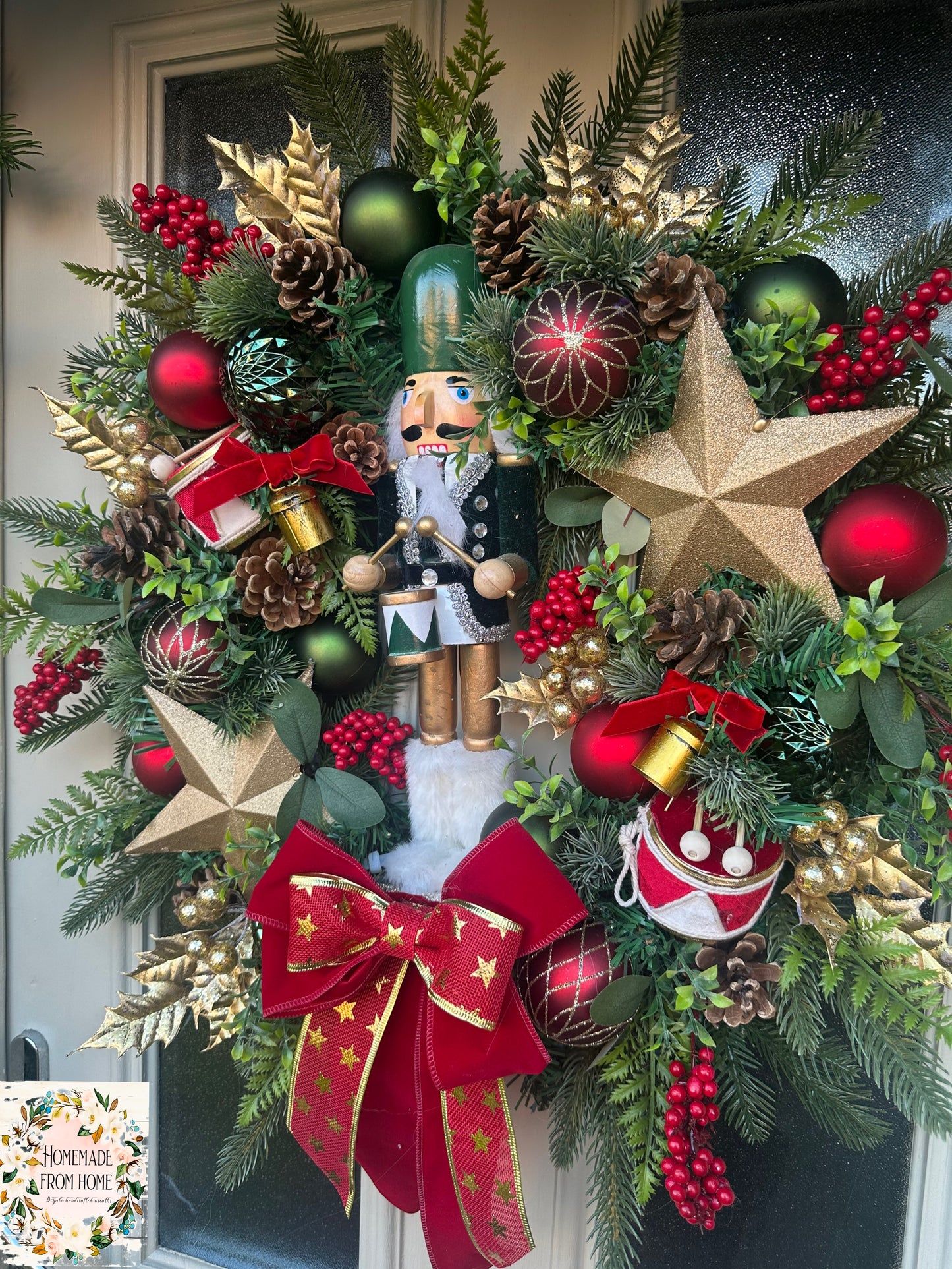 Traditional nutcracker wreath