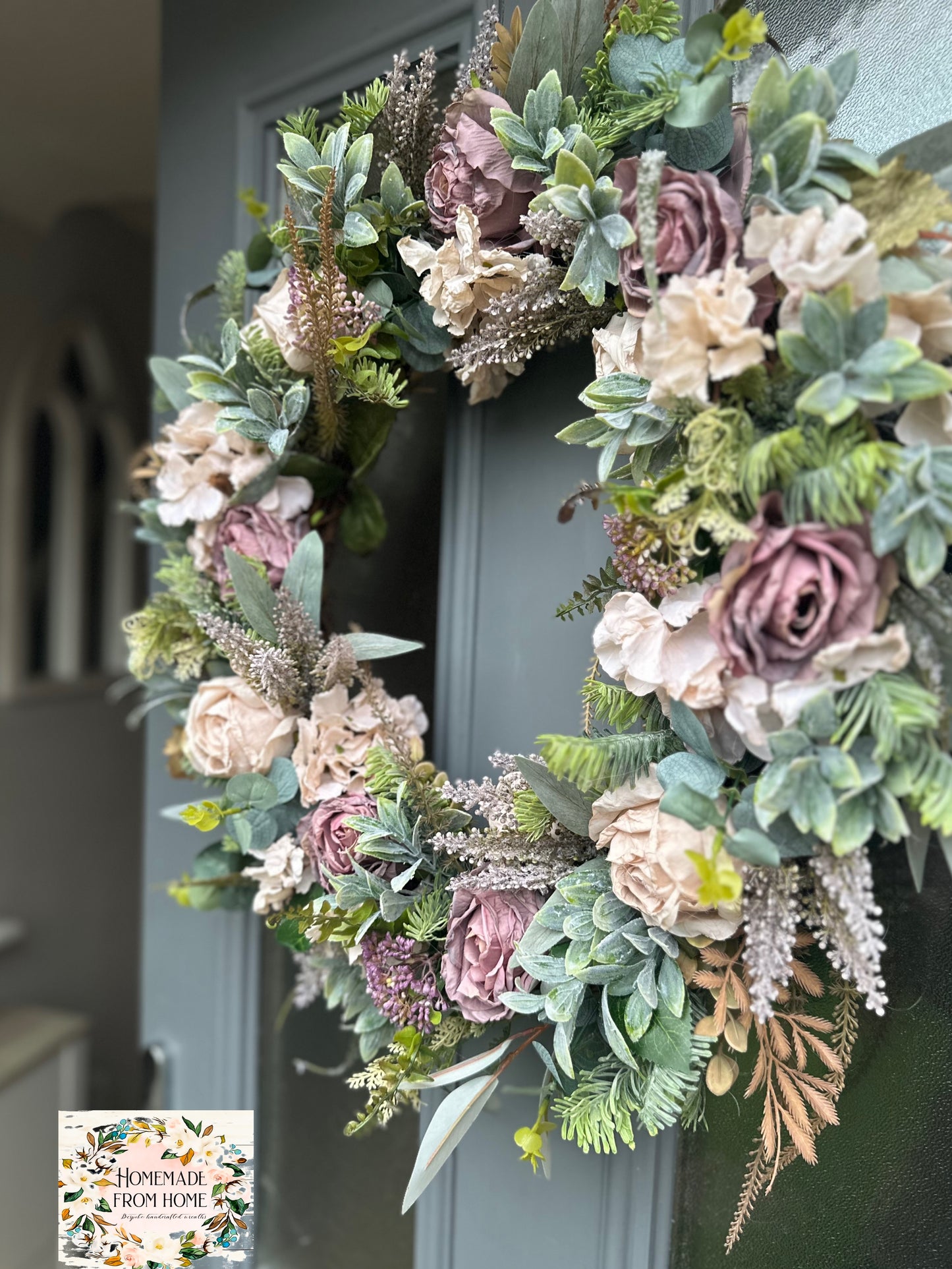 Dry look lilac rose wreath