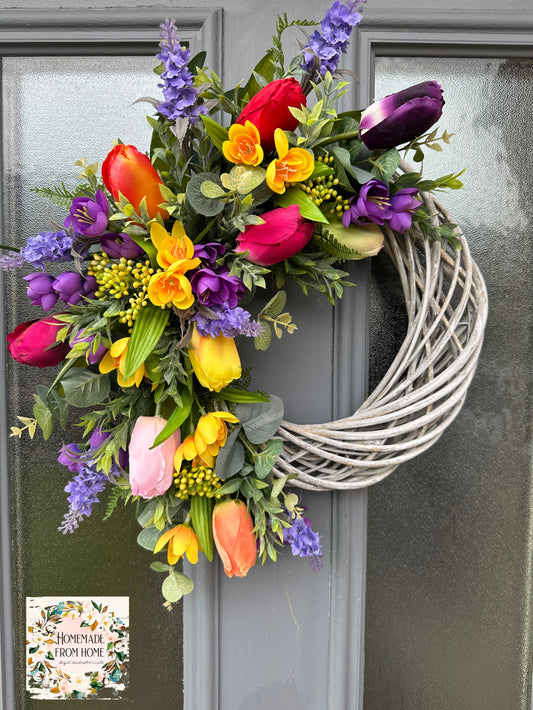 Colourful tulip & crocus wreath
