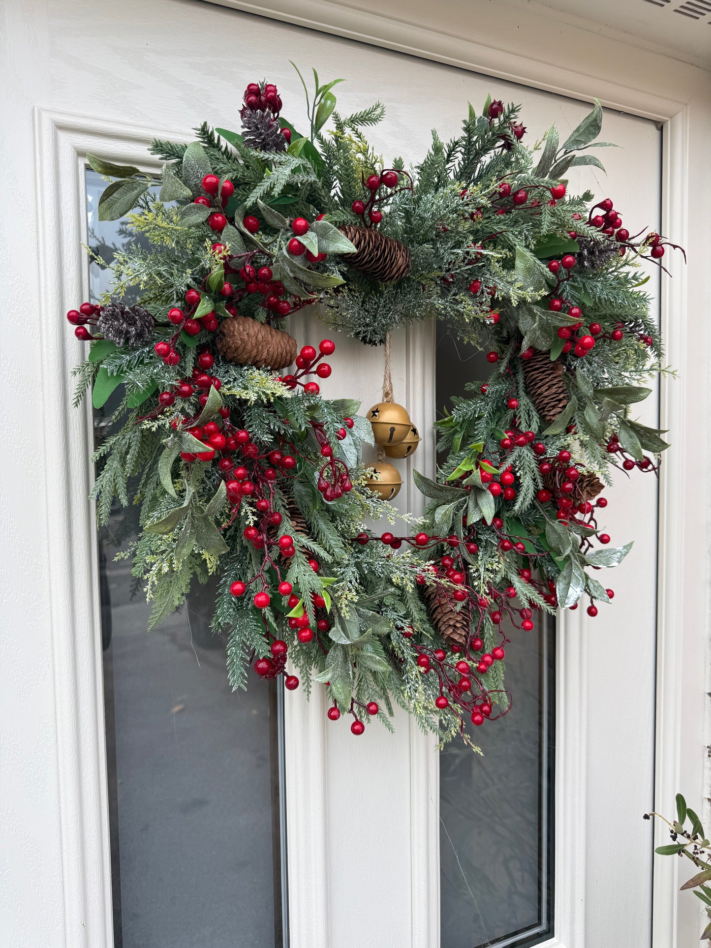 Christmas berry heart wreath (made to order)