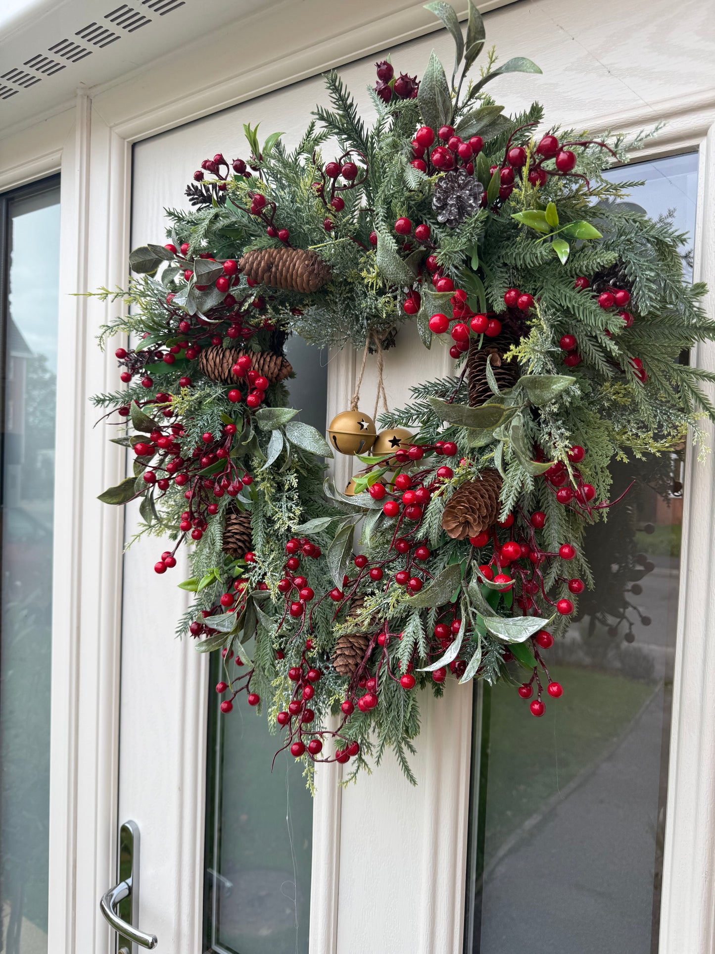 Christmas berry heart wreath (made to order)
