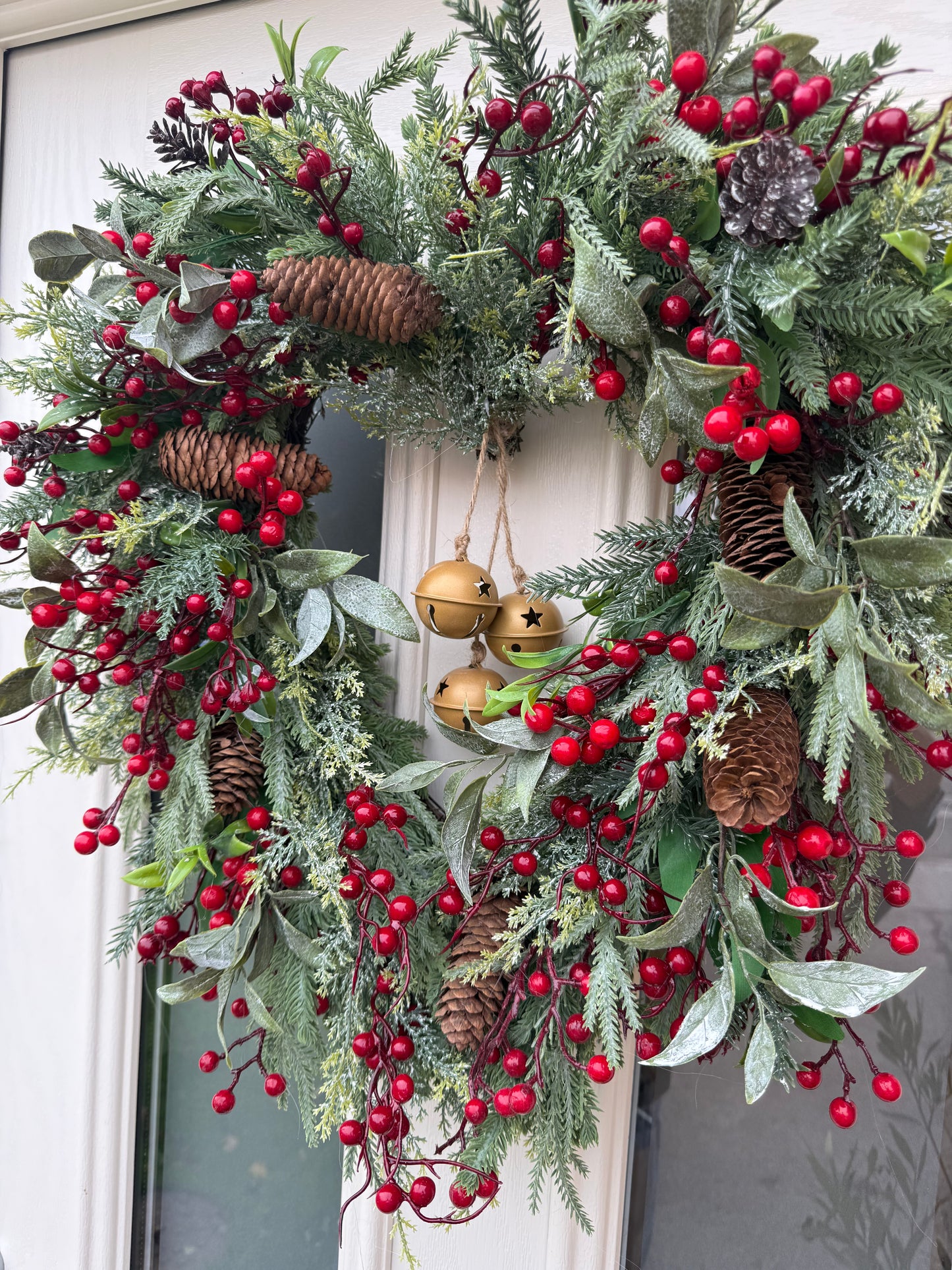 Christmas berry heart wreath (made to order)