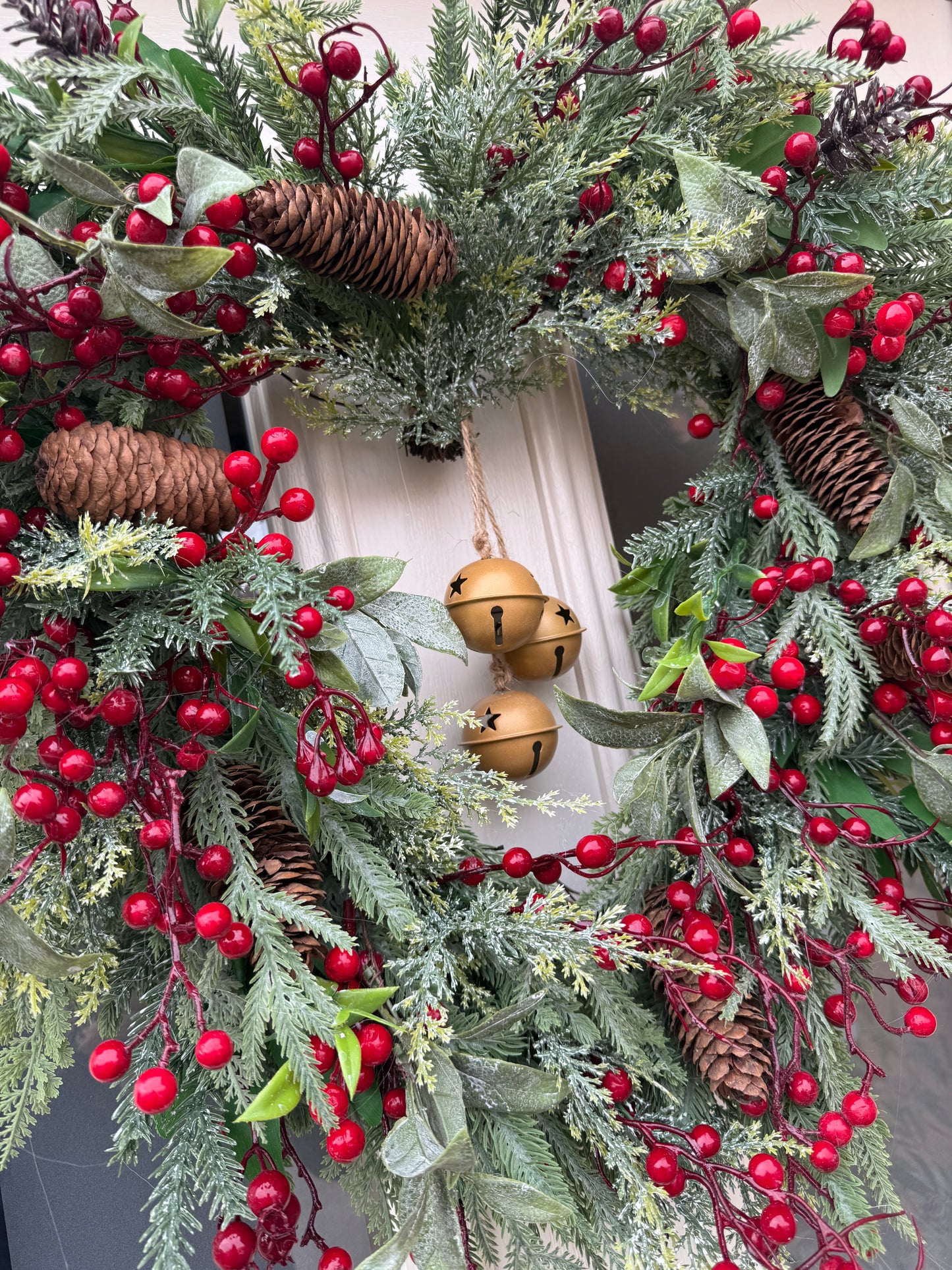 Christmas berry heart wreath (made to order)