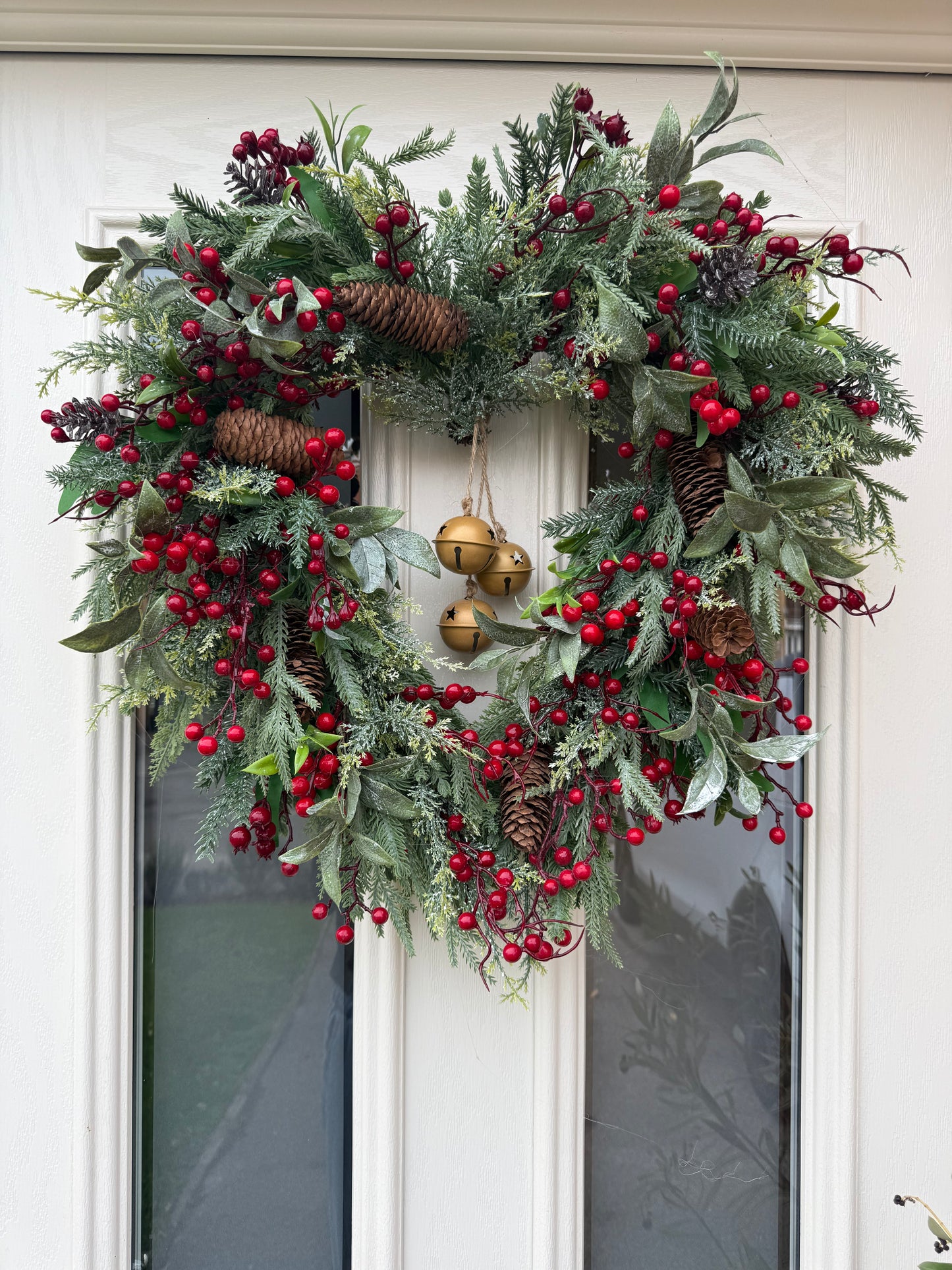Christmas berry heart wreath (made to order)