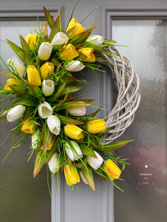 Lemon & white tulip wreath